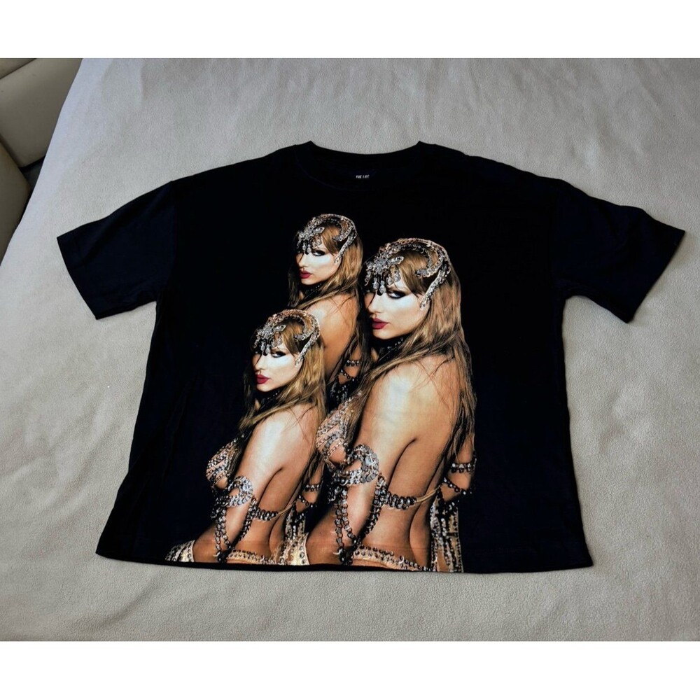 NEW TAYLOR SWIFT The Life of a Showgirl IT'S BEAUTIFUL T-Shirt Size M BLACK
